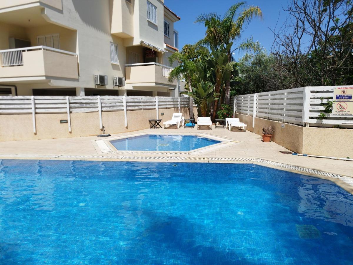 Panorama Village Complex Paralimni Buitenkant foto